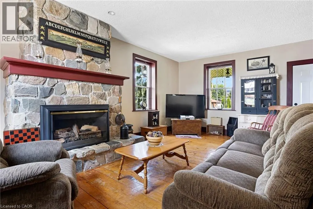 91 ALBERT Street E