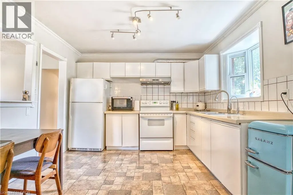 365 ADELINE Drive