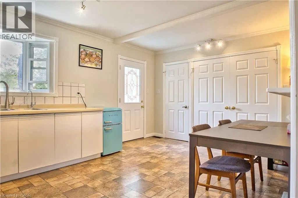 365 ADELINE Drive