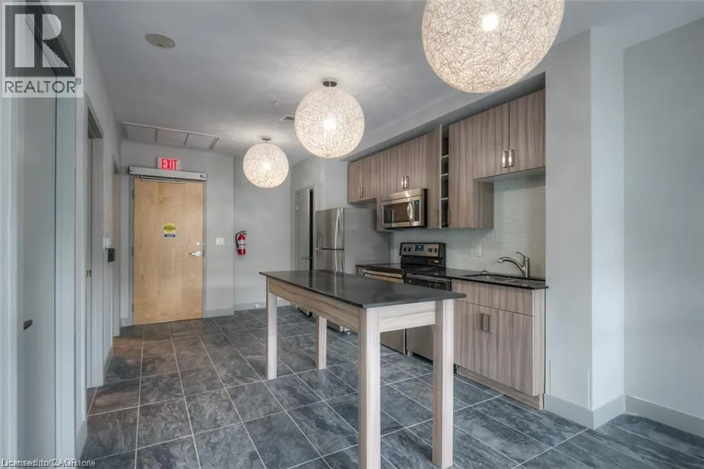 1 VICTORIA Street S Unit# 1513, #1513