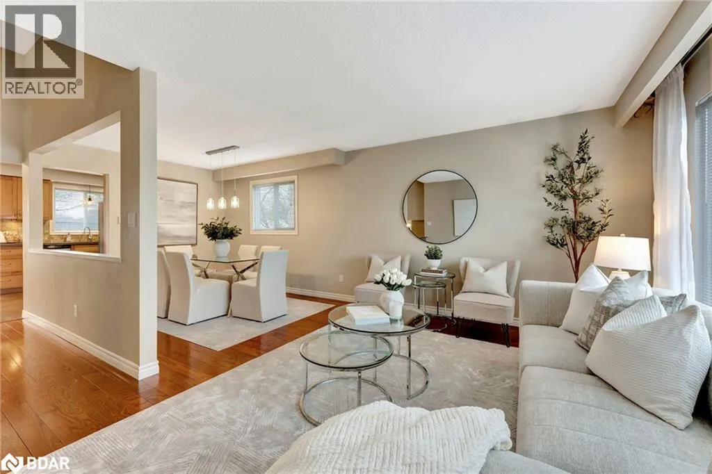 780 WOODWARD Avenue