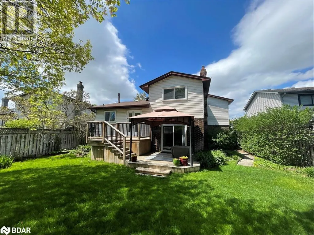 780 WOODWARD Avenue