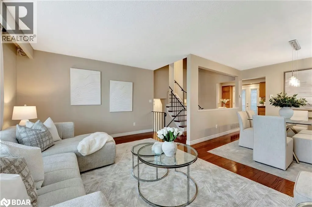 780 WOODWARD Avenue