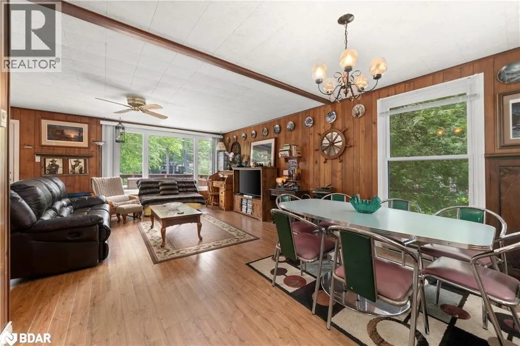 2735 SHEPHERD Lane