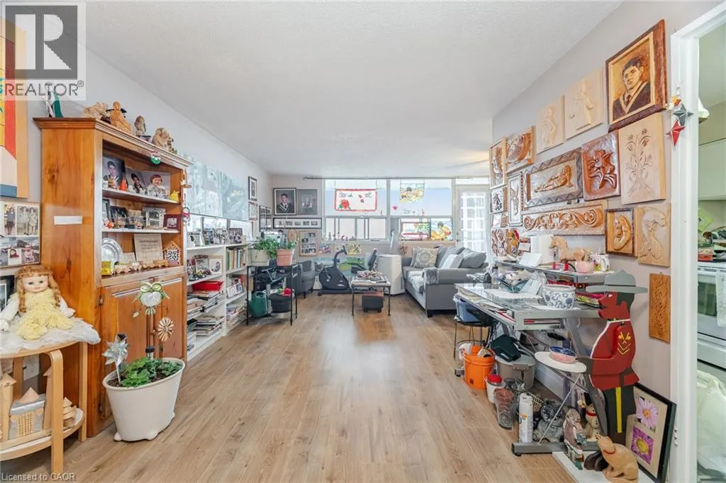 541 BLACKTHORN Avenue Unit# 1110, #1110