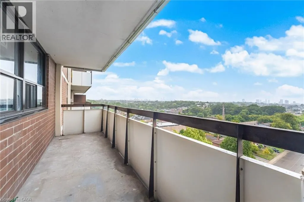 541 BLACKTHORN Avenue Unit# 1110, #1110