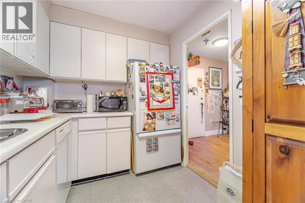 541 BLACKTHORN Avenue Unit# 1110, #1110