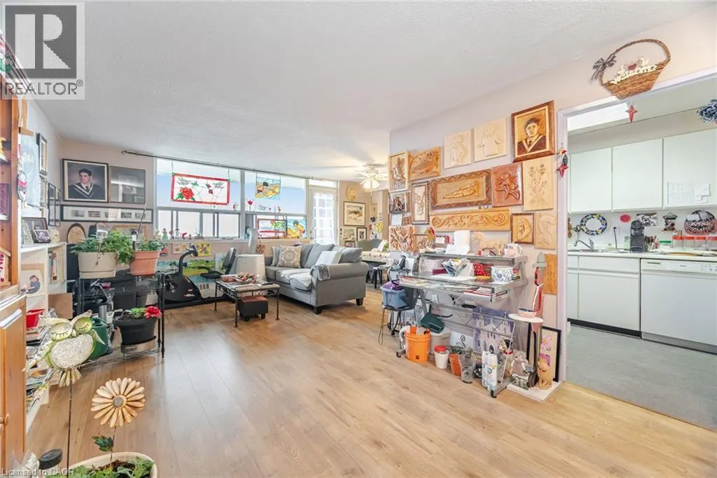 541 BLACKTHORN Avenue Unit# 1110, #1110