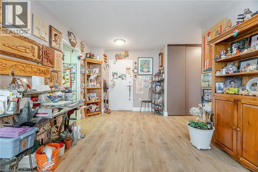 541 BLACKTHORN Avenue Unit# 1110, #1110