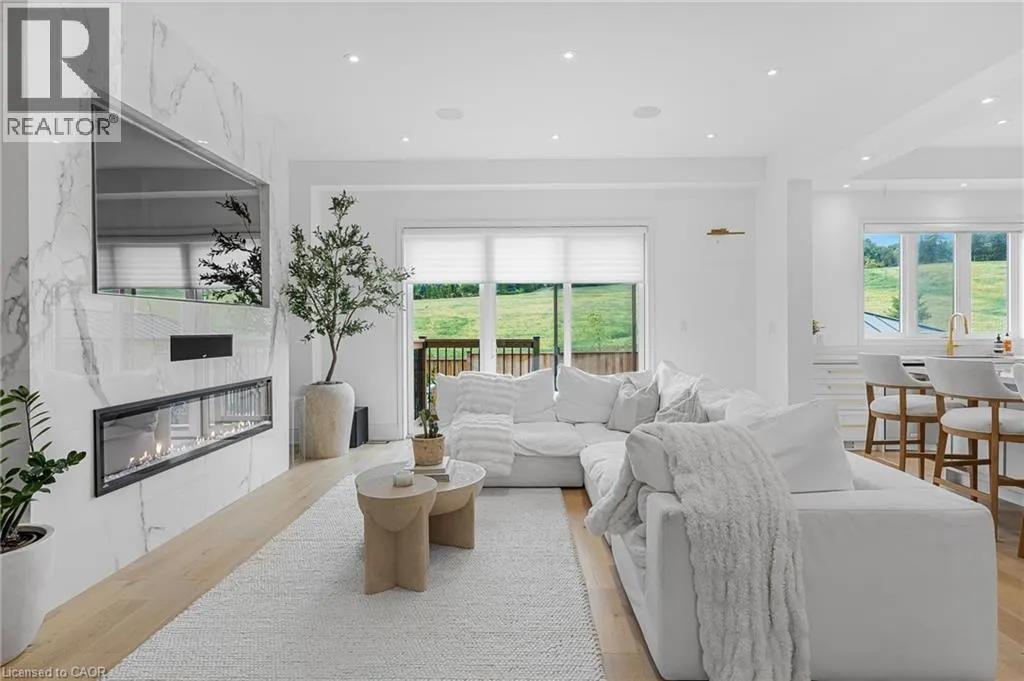 3978 HIGHLAND PARK Drive