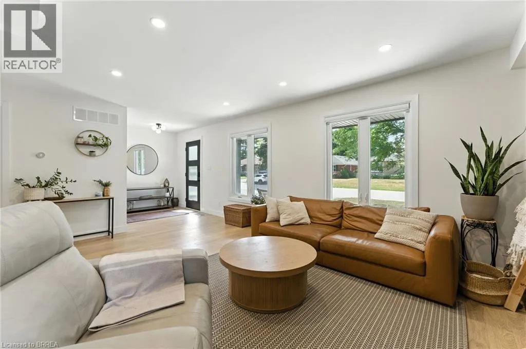 37 BARNES Avenue