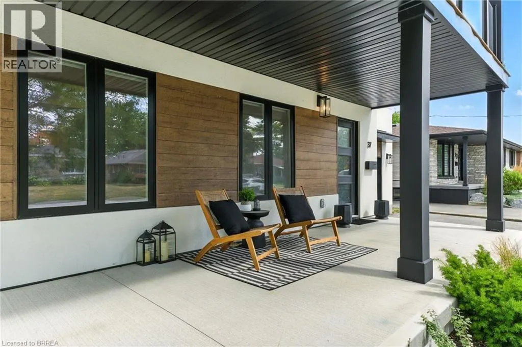 37 BARNES Avenue
