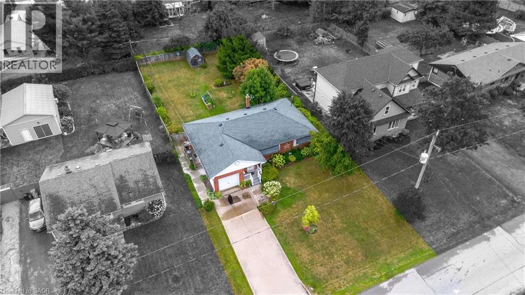 54 GARDEN Drive