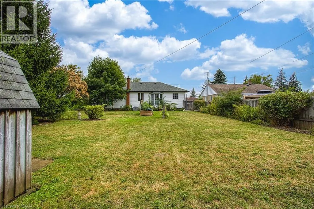 54 GARDEN Drive