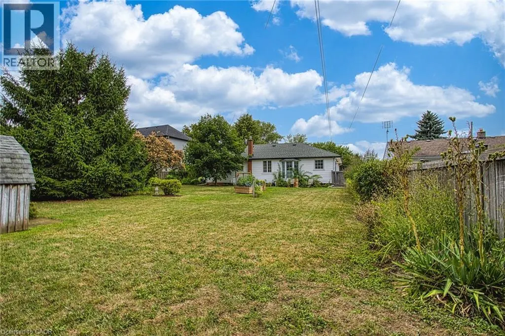 54 GARDEN Drive