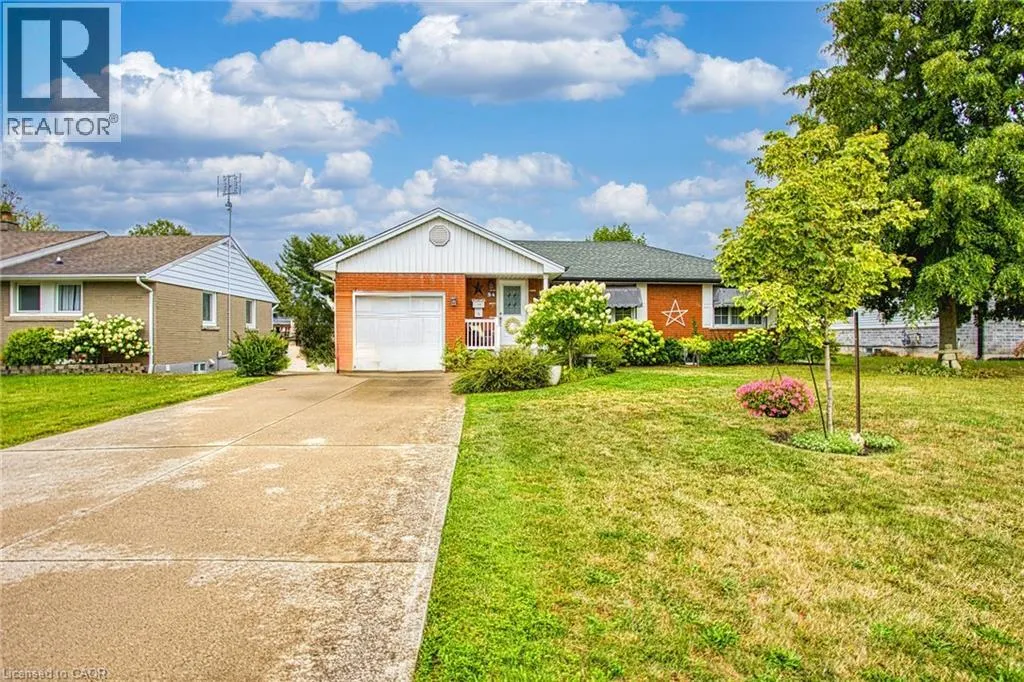 54 GARDEN Drive