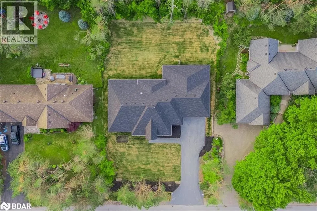 32 ALPINE Way