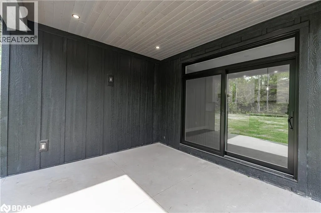 32 ALPINE Way
