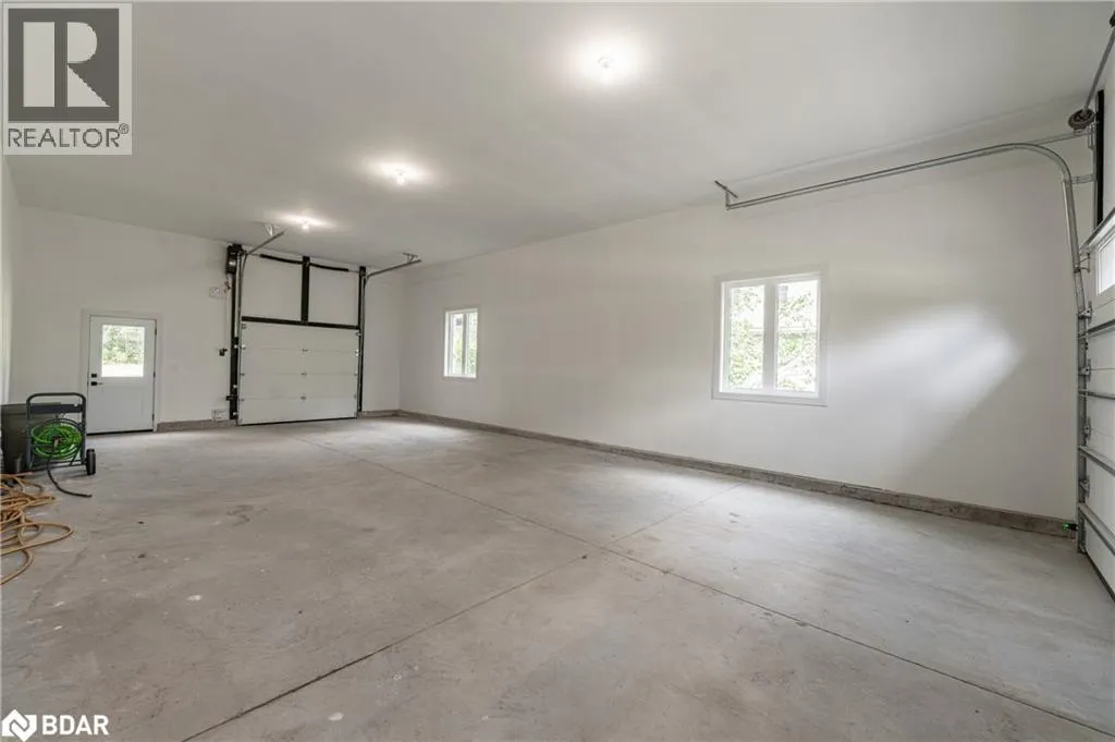 32 ALPINE Way