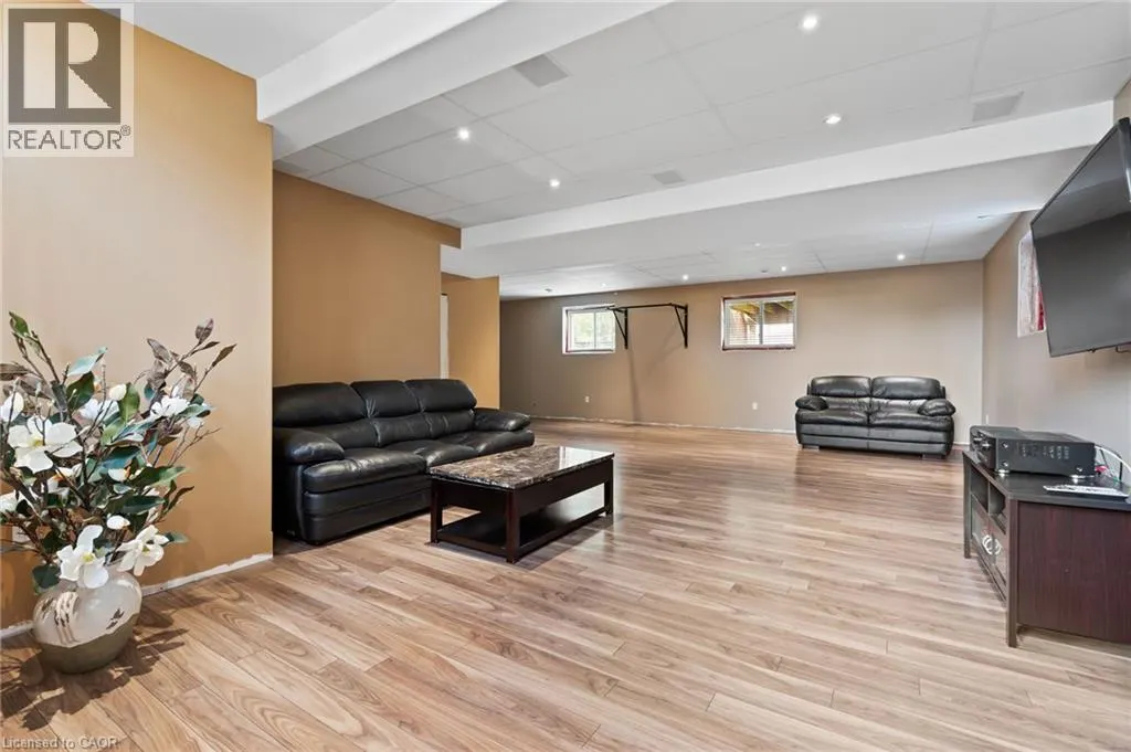 614 QUAKER Road