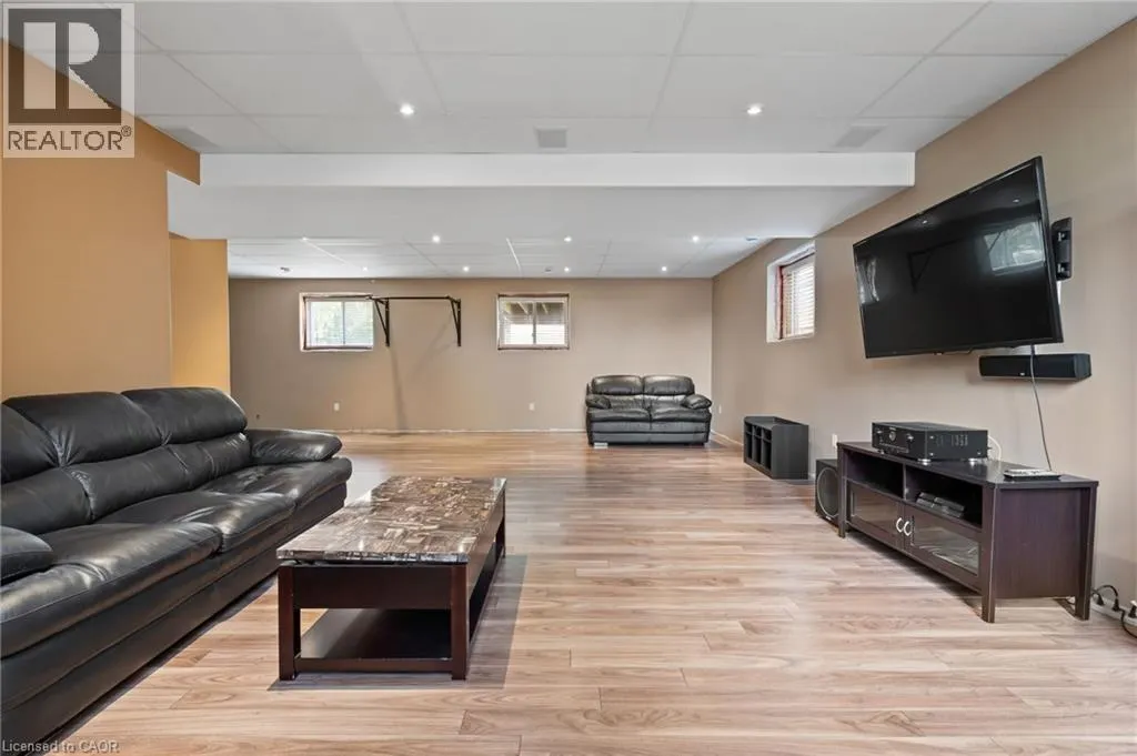 614 QUAKER Road