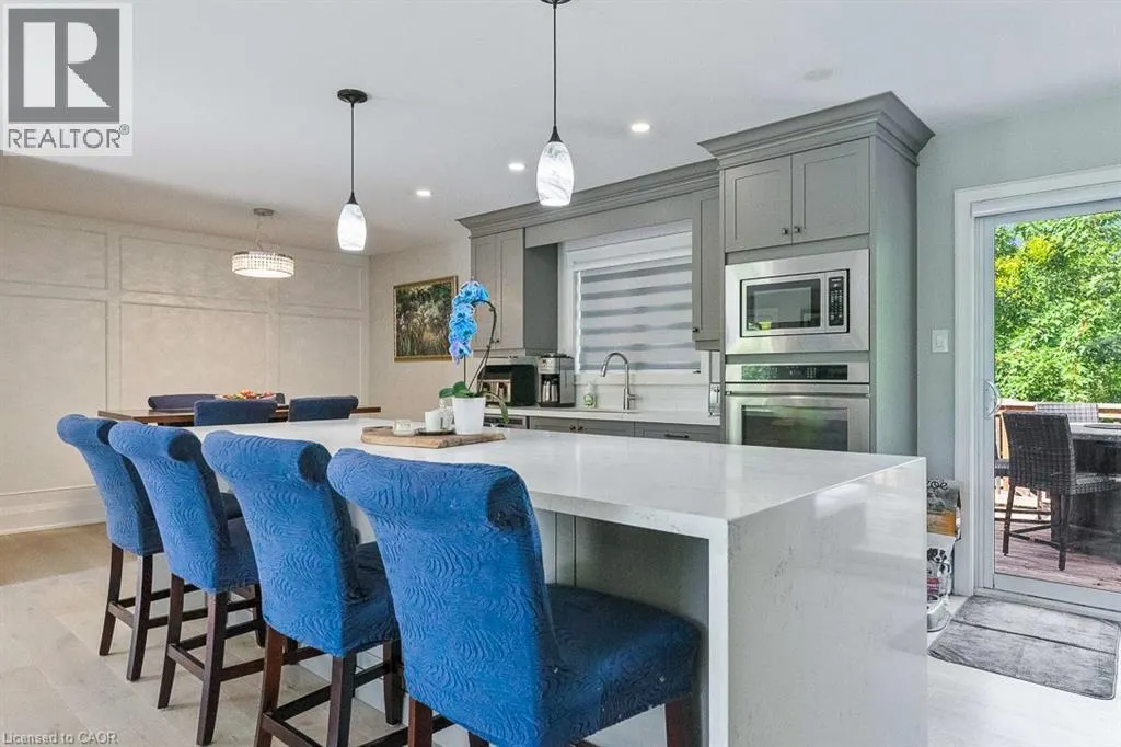 231 SOUTHWOOD Court