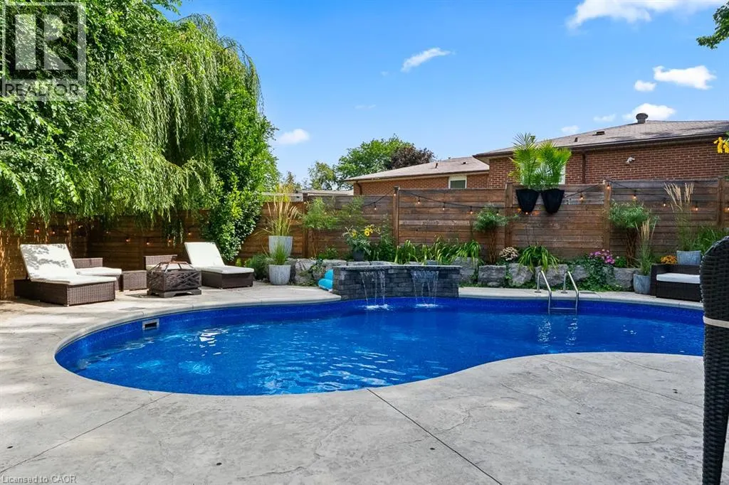 231 SOUTHWOOD Court
