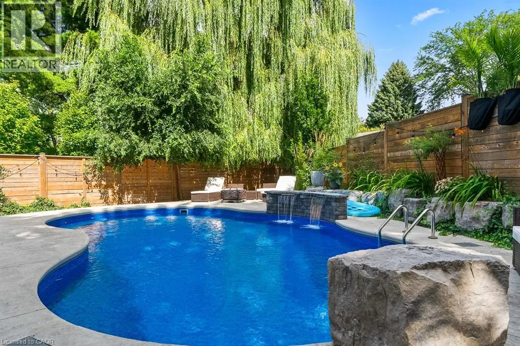 231 SOUTHWOOD Court