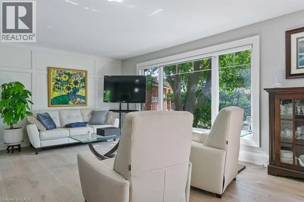231 SOUTHWOOD Court