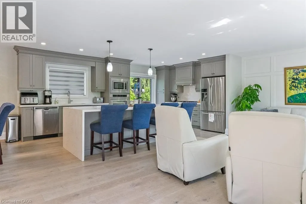 231 SOUTHWOOD Court