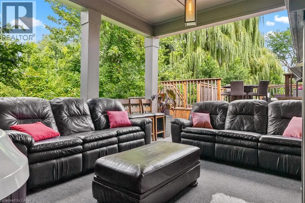 231 SOUTHWOOD Court