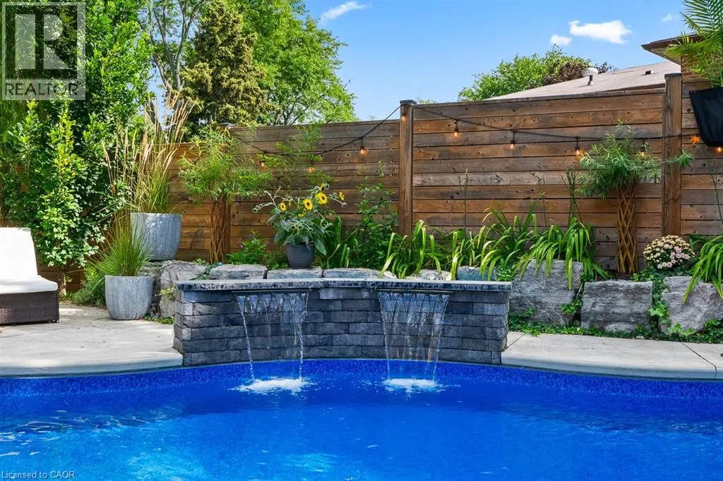 231 SOUTHWOOD Court