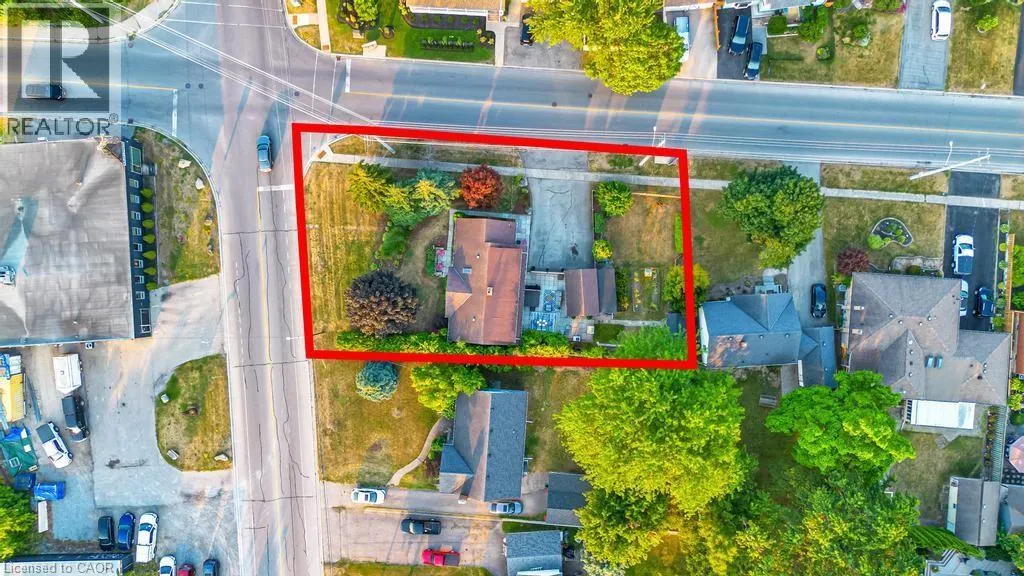 331 ST PAUL Street W