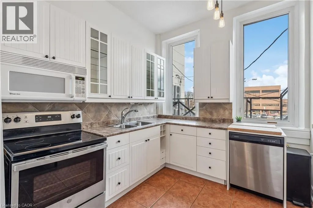 197 KING Street E Unit# Apt 2, #Apt 2