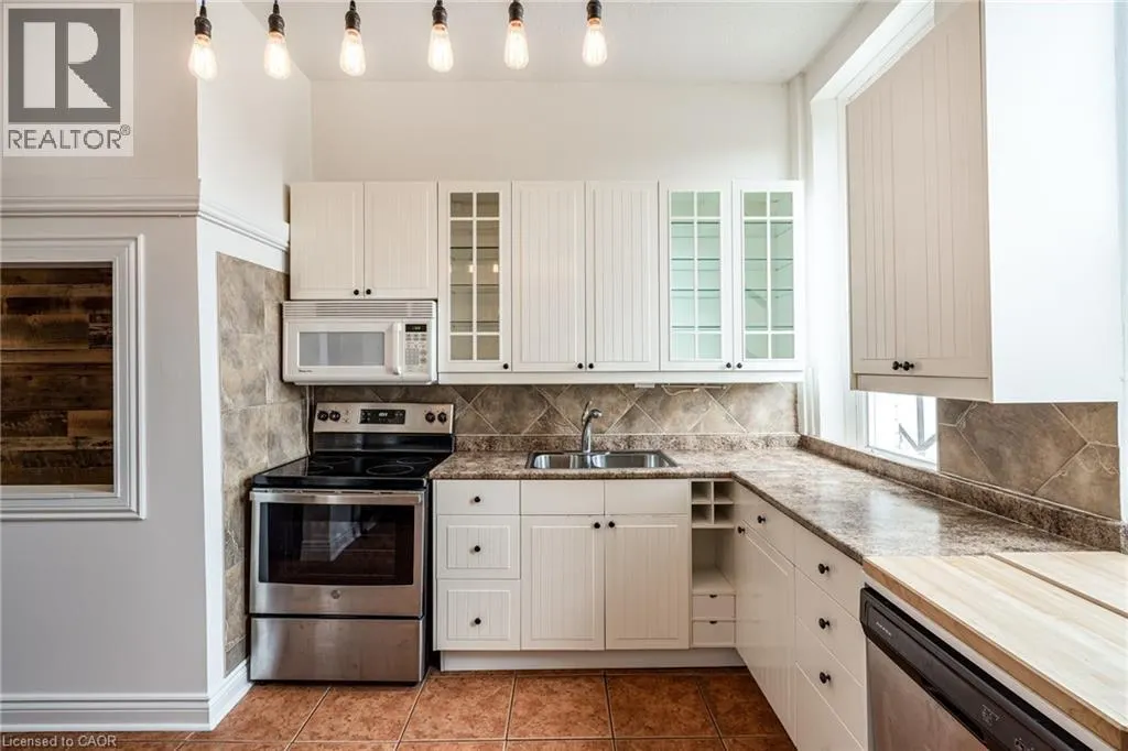 197 KING Street E Unit# Apt 2, #Apt 2