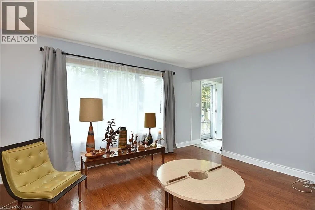 161 KINGS FOREST Drive