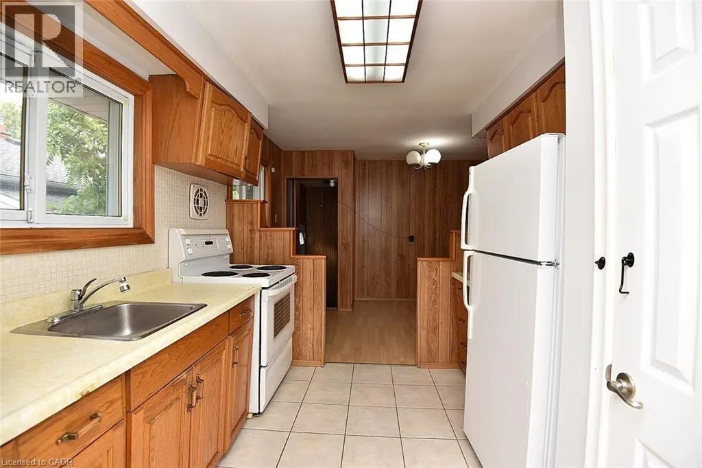 161 KINGS FOREST Drive
