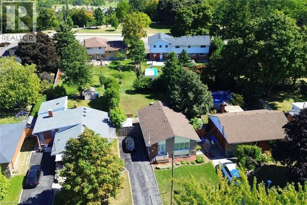 161 KINGS FOREST Drive