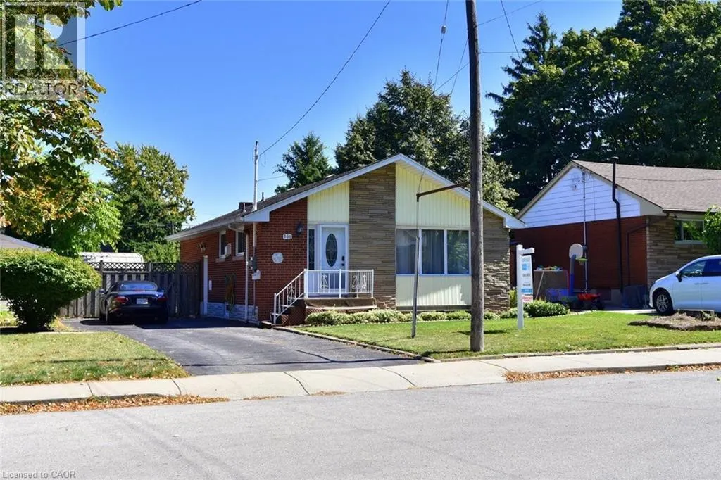 161 KINGS FOREST Drive