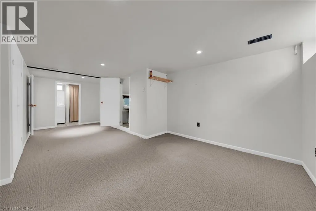 11 COLMAR Place Unit# 2, #2