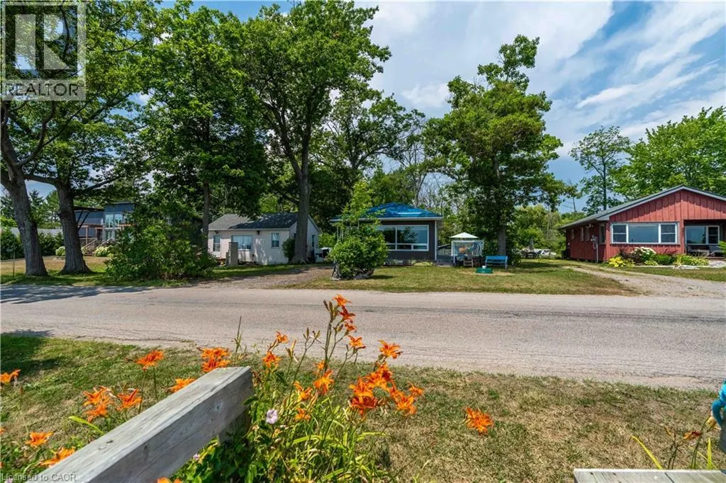 2399 LAKESHORE Road