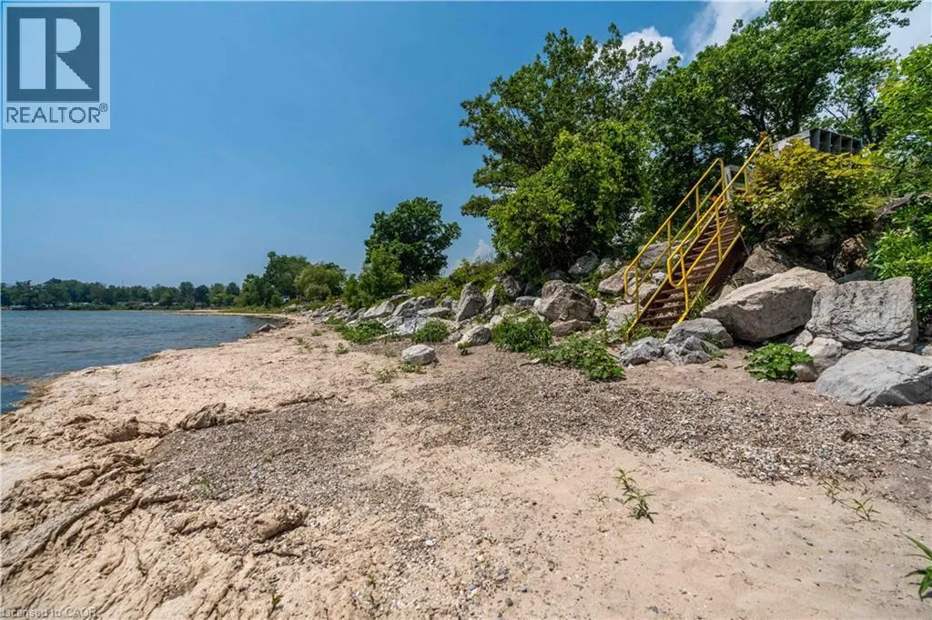 2399 LAKESHORE Road