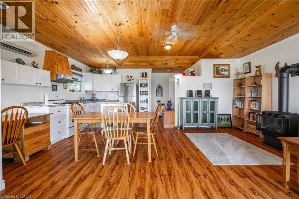 2399 LAKESHORE Road