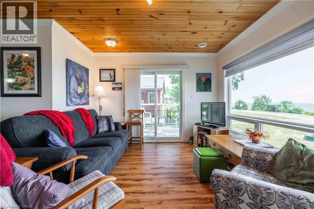 2399 LAKESHORE Road