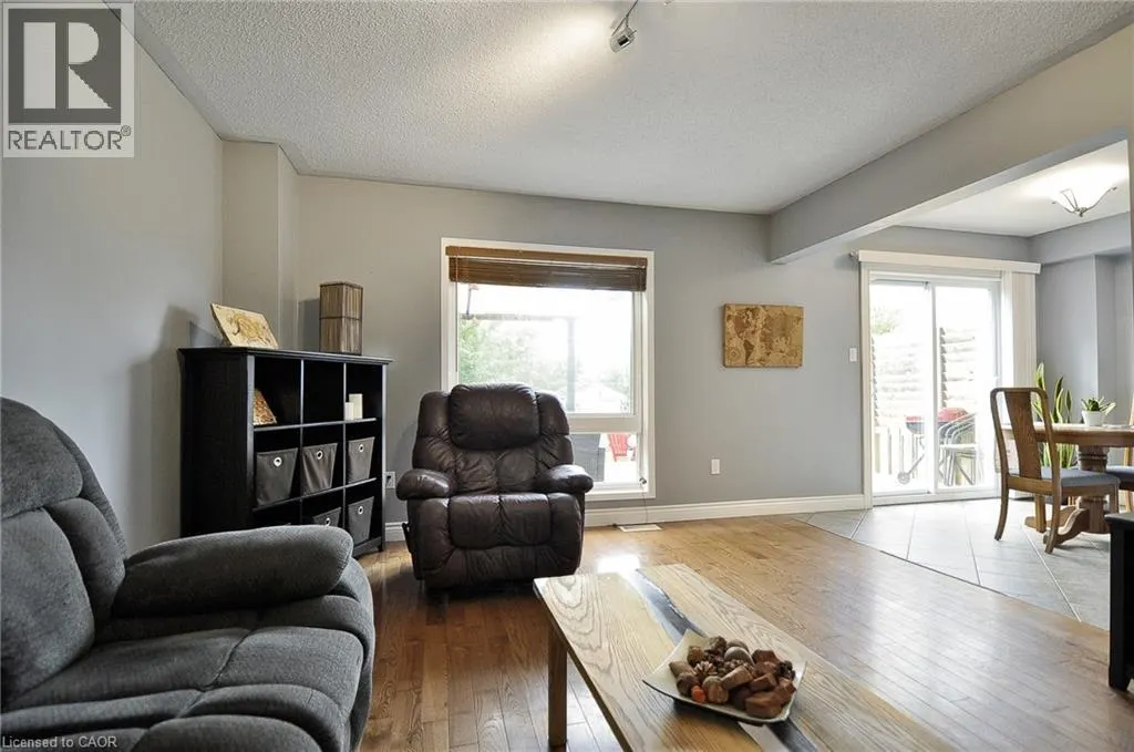 423 LANGLAW Drive