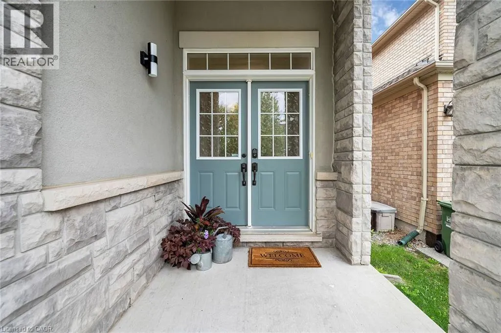 48 MONTREAL Circle