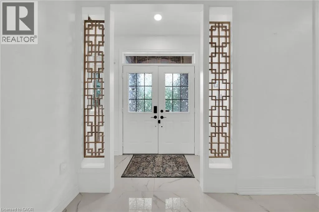 48 MONTREAL Circle