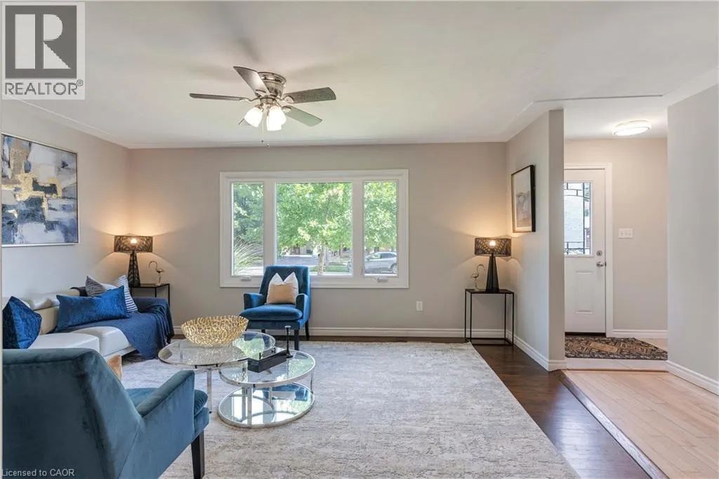 82 SOUTHMOOR Drive