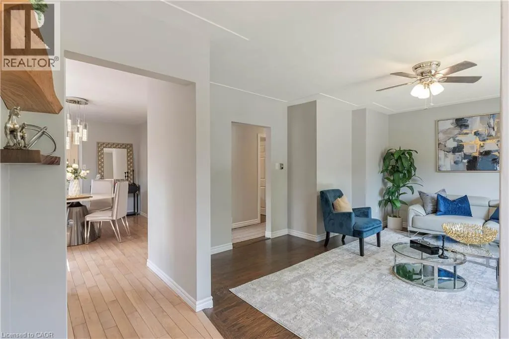 82 SOUTHMOOR Drive