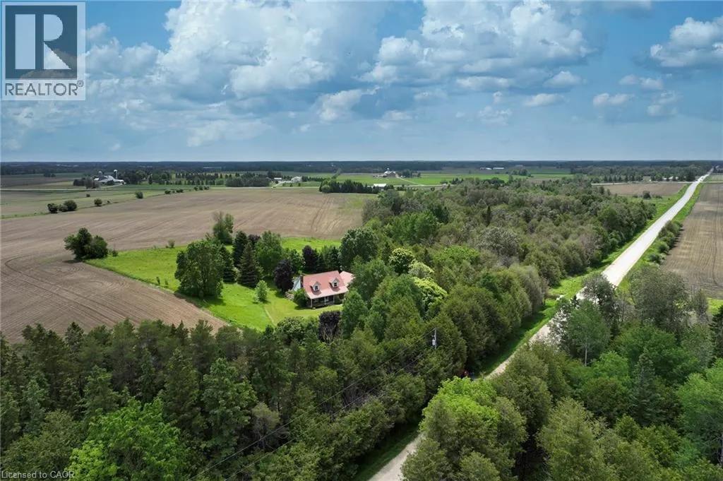 7135 SIDEROAD 3 Sideroad E